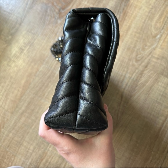 Tory Burch Black Kira Chevron Convertible Shoulder Bag - Picture 4 of 9